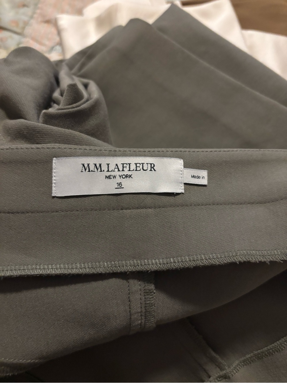 m.m. lafleur The Foster Cigarette Pant - PowerStretch in Thyme - Picture 9 of 10